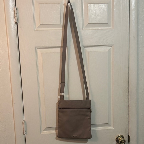 Woman’s Tan Crossbody Bag - Picture 1 of 2